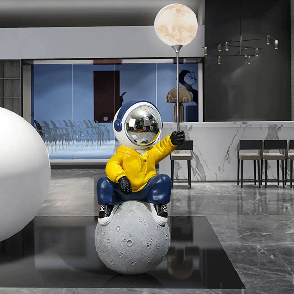 Lunar Companion Lamp-LY06