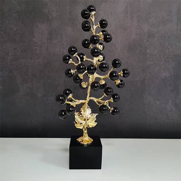 Black grapes modern decor
