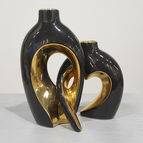 Elegant Embrace Porcelain Vases-DT34